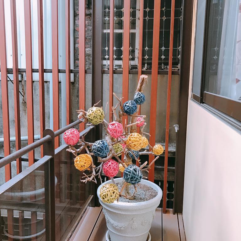 Appartement Time Goes Fast à Tainan Extérieur photo
