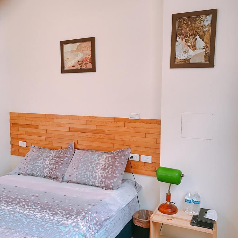 Appartement Time Goes Fast à Tainan Extérieur photo